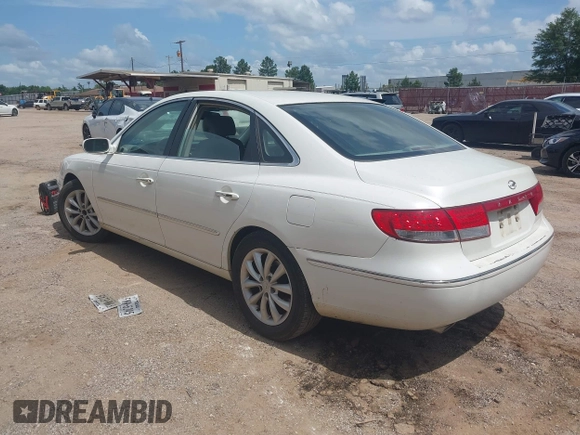 2006 Hyundai Azera SE with VIN KMHFC46F66A098423, listed as a IAAI auction lot 42519025 with Not provided miles and . Bid and sale history available at DreamBid. Image 3.