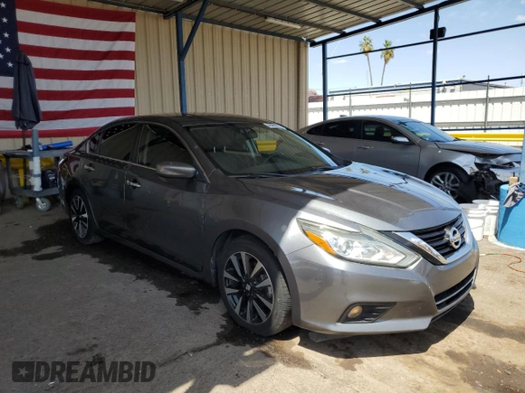 2018 Nissan Altima SV with VIN 1N4AL3AP9JC209607, listed as a Copart auction lot 52555325 with 187,238 mi miles and Clean Title. Bid and sale history available at DreamBid. Image 1.