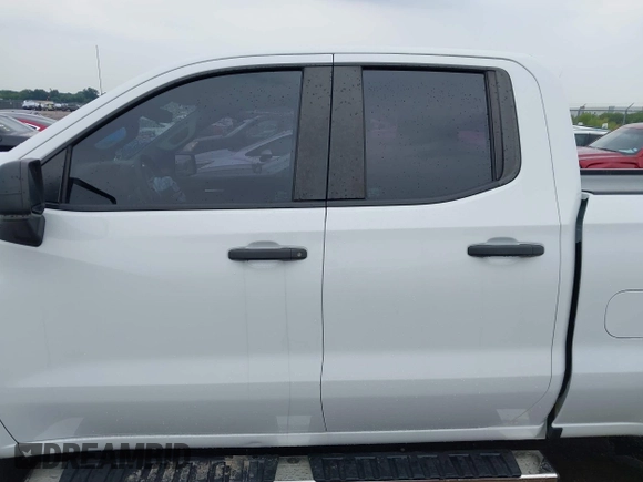 2020 Chevrolet Silverado 1500 Work Truck with VIN 1GCRWAEF6LZ138831, listed as a IAAI auction lot 40260659 with 40,444 mi miles and . Bid and sale history available at DreamBid. Image 14.