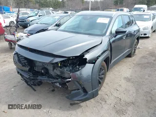 2024 Mazda CX-50 S Preferred z VIN 7MMVABBM0RN160085, wystawiony jako IAAI lot #41756979 z przebiegiem 19 353 mil mil oraz . Historia ofert i sprzedaży dostępna na DreamBid. Obrazek 2.