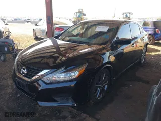 2018 Nissan Altima 2.5 S with VIN 1N4AL3AP5JC153567, listed as a IAAI auction lot 41475060 with 156,802 mi miles. Bid and sale history available at carsss.com. Image 2.