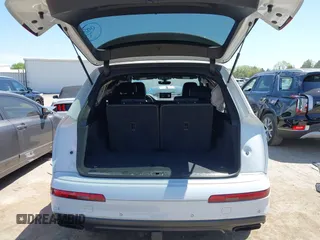 2018 Audi Q7 Prestige with VIN WA1VAAF74JD036128, listed as a IAAI auction lot 42038586 with 96,167 mi miles and . Bid and sale history available at DreamBid. Image 16.