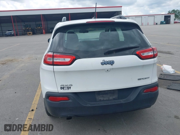 2015 Jeep Cherokee Sport z VIN 1C4PJMAB6FW773872, wystawiony jako IAAI lot #42376516 z przebiegiem 135 209 mil mil oraz . Historia ofert i sprzedaży dostępna na DreamBid. Obrazek 16.