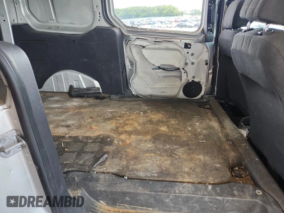 2015 Ford Transit Connect XL с VIN NM0LS7E72F1221749, выставлен на аукционе Copart как лот 61209575 с пробегом 107 085 миль миль и Списание • Salvage title. История ставок и продаж доступна на DreamBid. Изображение 11.