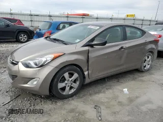 2013 Hyundai Elantra GLS z VIN 5NPDH4AE2DH435736, wystawiony jako Copart lot #46514495 z przebiegiem 168 586 mil mil oraz Szkoda całkowita • Salvage title. Historia ofert i sprzedaży dostępna na DreamBid. Obrazek 1.
