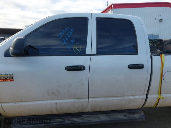 2009 Dodge Ram 2500 ST with VIN 3D7KS28L29G511267, listed as a IAAI auction lot 41699242 with 181,379 mi miles. Bid and sale history available at carsss.com. Image 14.