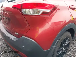 2020 Nissan Kicks SR with VIN 3N1CP5DV4LL565762, listed as a IAAI auction lot 40889527 with 98,722 mi miles. Bid and sale history available at carsss.com. Image 19.
