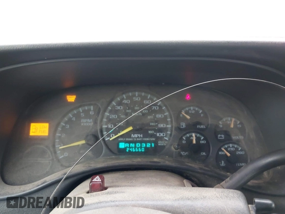 1999 Chevrolet Silverado 1500 LS with VIN 1GCEC19V7XE185680, listed as a IAAI auction lot 42020619 with 246,660 mi miles. Bid and sale history available at carsss.com. Image 7.