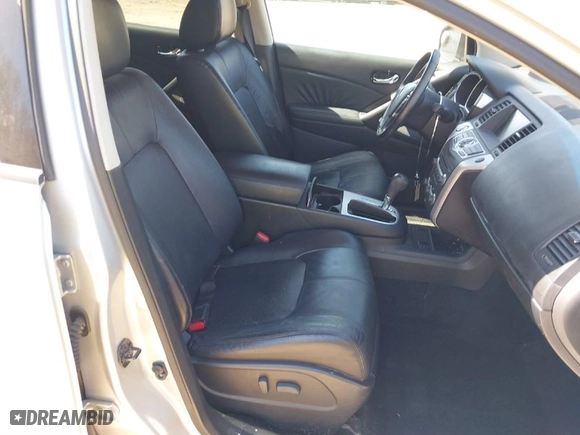 2010 Nissan Murano S with VIN JN8AZ1MU5AW008725, listed as a IAAI auction lot 41892497 with 215,546 mi miles. Bid and sale history available at carsss.com. Image 5.