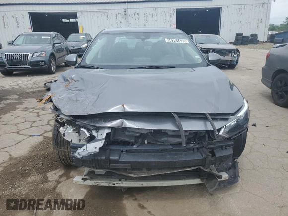 2024 Nissan Sentra SV z VIN 3N1AB8CV7RY221315, wystawiony jako Copart lot #58791495 z przebiegiem 29 419 mil mil oraz Szkoda całkowita • Salvage title. Historia ofert i sprzedaży dostępna na DreamBid. Obrazek 5.