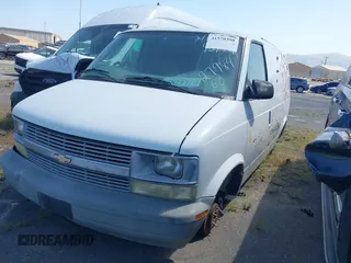 2004 Chevrolet Astro Cargo with VIN 1GCDM19X64B119631, listed as a IAAI auction lot 41570398 with 108,993 mi miles. Bid and sale history available at carsss.com. Image 2.