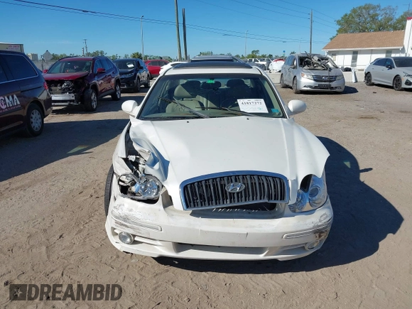 2004 Hyundai Sonata GLS with VIN KMHWF35H34A971076, listed as a IAAI auction lot 41817272 with 125,278 mi miles. Bid and sale history available at carsss.com. Image 12.