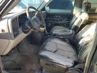 2001 Chevrolet Tahoe LT with VIN 1GNEK13T11J170253, listed as a Copart auction lot 49289965 with 357,780 mi miles and Clean Title. Bid and sale history available at carsss.com. Image 7.