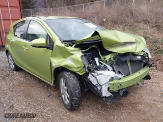 2015 Toyota Prius c One with VIN JTDKDTB38F1114272, listed as a IAAI auction lot 41224252 with 59,717 mi miles. Bid and sale history available at carsss.com. Image 6.