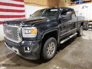 2015 GMC Sierra 2500HD Denali with VIN 1GT120EGXFF152748, listed as a Copart auction lot 49669354 with 124,977 mi miles and Clean Title. Bid and sale history available at carsss.com. Image 1.