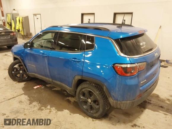 2018 Jeep Compass Altitude with VIN 3C4NJDBB5JT345165, listed as a IAAI auction lot 41618844 with 66,226 mi miles and . Bid and sale history available at carsss.com. Image 3.
