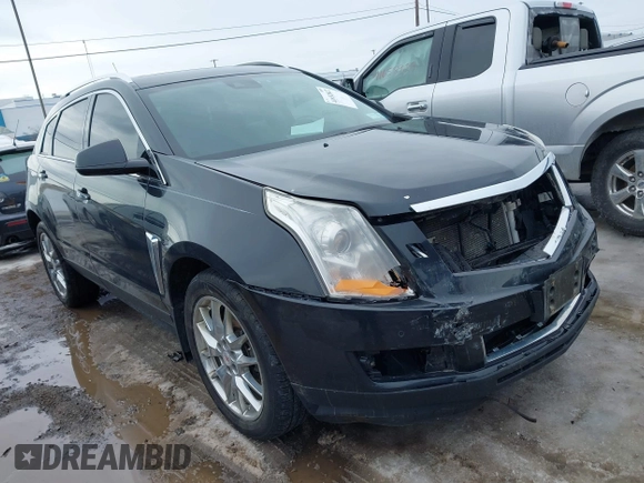 2013 Cadillac SRX Performance Collection with VIN 3GYFNHE33DS527519, listed as a IAAI auction lot 41652822 with 201,580 mi miles. Bid and sale history available at carsss.com. Image 1.