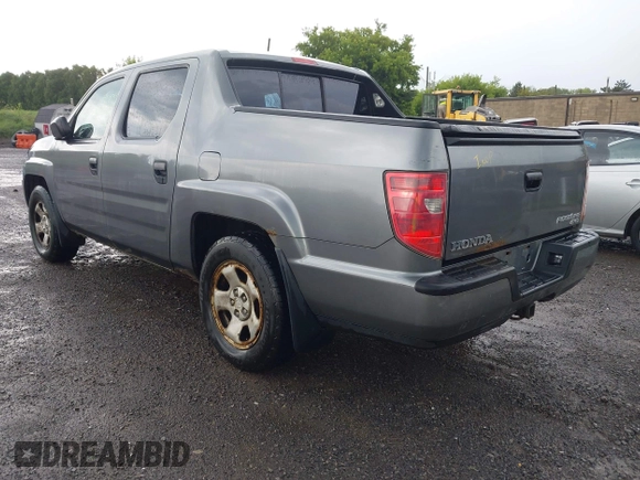 2009 Honda Ridgeline RT with VIN 5FPYK162X9B100513, listed as a IAAI auction lot 42683432 with 204,260 mi miles and . Bid and sale history available at DreamBid. Image 3.