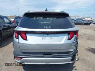 2025 Hyundai Tucson SEL with VIN 5NMJBCDE5SH467150, listed as a IAAI auction lot 42544346 with 19,550 mi miles and . Bid and sale history available at DreamBid. Image 16.