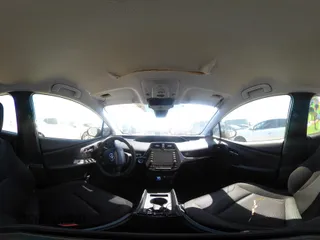 2020 Toyota Prius L Eco z VIN JTDKARFU1L3117772, wystawiony jako IAAI lot #40077005 z przebiegiem 71 892 mil mil oraz . Historia ofert i sprzedaży dostępna na DreamBid. Obrazek 20.