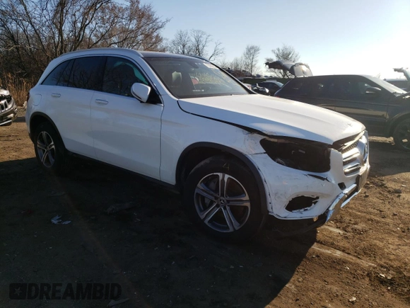 2019 Mercedes-Benz GLC with VIN WDC0G4KB1KF656137, listed as a Copart auction lot 73082562 with 35,893 mi miles. Bid and sale history available at carsss.com. Image 4.