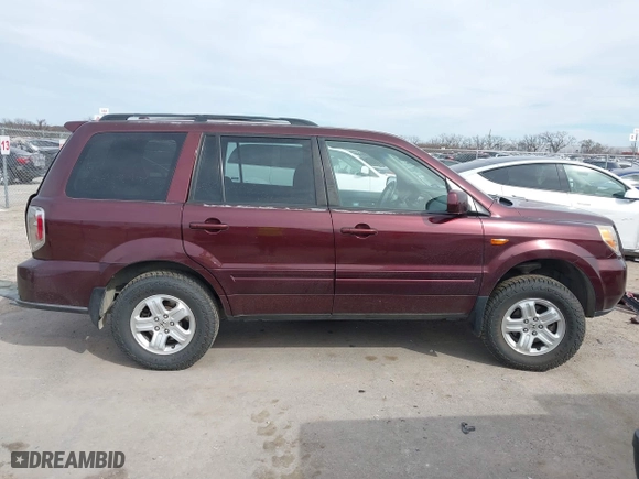 2008 Honda Pilot VP with VIN 5FNYF28298B024958, listed as a IAAI auction lot 41795162 with 196,394 mi miles. Bid and sale history available at carsss.com. Image 12.