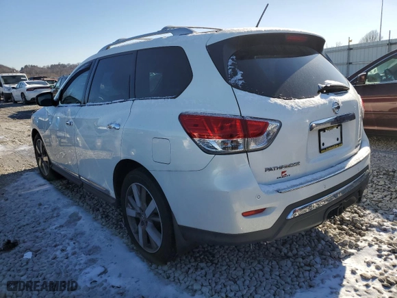 2014 Nissan Pathfinder SV with VIN 5N1AR2MM4EC714007, listed as a Copart auction lot 45020275 with 159,105 mi miles and Salvage Title. Bid and sale history available at carsss.com. Image 2.