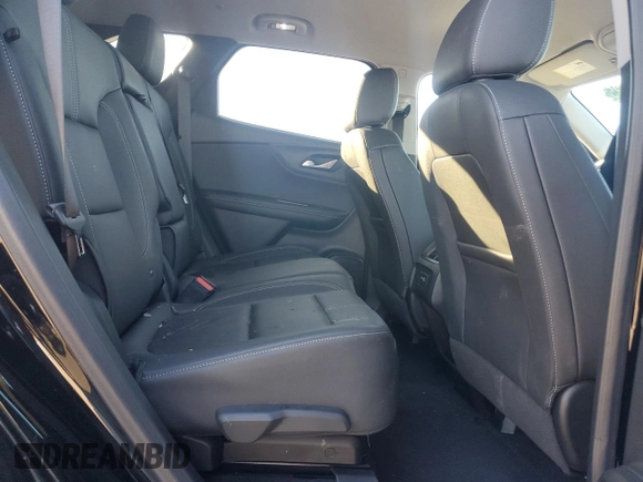 2024 Chevrolet Blazer LT z VIN 3GNKBJRS2RS195075, wystawiony jako Copart lot #46497035 z przebiegiem 26 199 mil mil oraz Czysty tytuł • Clean title. Historia ofert i sprzedaży dostępna na DreamBid. Obrazek 11.
