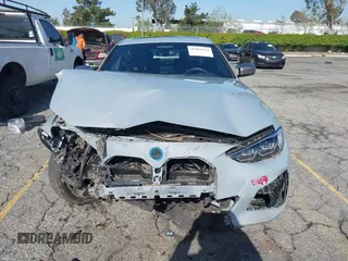 2024 BMW i4 M50 z VIN WBY33AW06RFS45489, wystawiony jako IAAI lot #41981614 z przebiegiem 35 713 mil mil oraz . Historia ofert i sprzedaży dostępna na DreamBid. Obrazek 12.