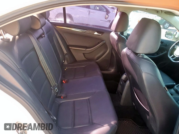 2017 Volkswagen Jetta SEL with VIN 3VWL17AJ0HM407140, listed as a Copart auction lot 60977645 with 86,729 mi miles and Salvage title. Bid and sale history available at DreamBid. Image 10.