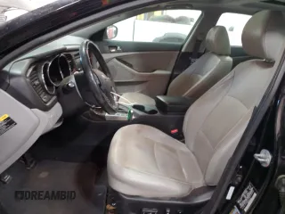 2013 Kia Optima EX z VIN 5XXGN4A73DG144469, wystawiony jako Copart lot #49736045 z przebiegiem 154 259 mil mil oraz Szkoda całkowita • Salvage title. Historia ofert i sprzedaży dostępna na DreamBid. Obrazek 7.