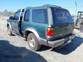 1996 Ford Explorer with VIN 1FMDU24X6TUC53731, listed as a IAAI auction lot 41254228 with 110,430 mi miles and . Bid and sale history available at DreamBid. Image 3.