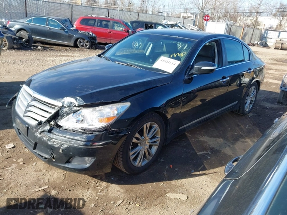 2011 Hyundai Genesis with VIN KMHGC4DF0BU114549, listed as a IAAI auction lot 41824114 with 142,970 mi miles. Bid and sale history available at carsss.com. Image 16.