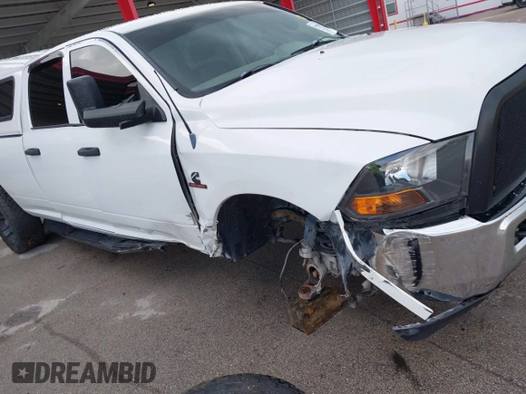 2012 Ram 2500 ST с VIN 3C6UD5HL7CG108382, выставлен на аукционе IAAI как лот 39459188 с пробегом 181 499 миль миль и . История ставок и продаж доступна на DreamBid. Изображение 6.
