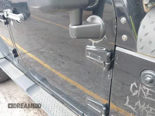 2009 Jeep Wrangler Unlimited Rubicon с VIN 1J8GA69169L758553, выставлен на аукционе IAAI как лот 42730248 с пробегом 113 361 миль миль и . История ставок и продаж доступна на DreamBid. Изображение 6.