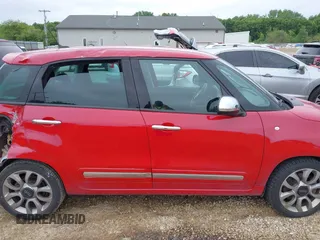2014 FIAT 500L Lounge z VIN ZFBCFACH5EZ009320, wystawiony jako IAAI lot #42340573 z przebiegiem 147 946 mil mil oraz . Historia ofert i sprzedaży dostępna na DreamBid. Obrazek 14.