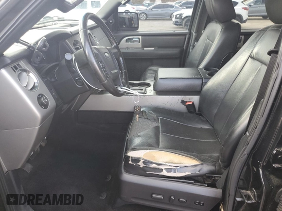 2015 Ford Expedition Max XLT with VIN 1FMJK1HT7FEF13627, listed as a Copart auction lot 51187075 with 215,325 mi miles and Salvage title. Bid and sale history available at DreamBid. Image 7.