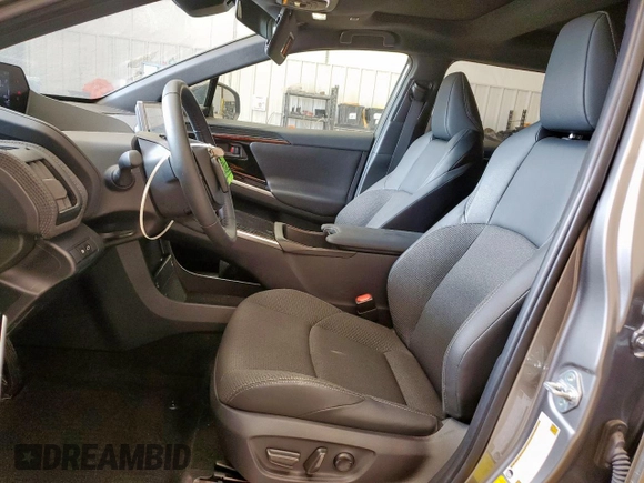 2024 Toyota bZ4X XLE with VIN JTMAAAAA1RA050959, listed as a Copart auction lot 66260445 with 11,813 mi miles and Clean title. Bid and sale history available at DreamBid. Image 7.