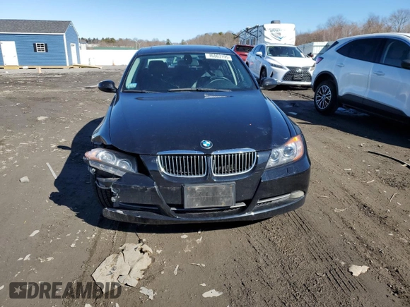 2006 BMW 3 Series 330xi with VIN WBAVD33556KV63980, listed as a Copart auction lot 46863195 with 207,042 mi miles and Clean Title. Bid and sale history available at carsss.com. Image 5.