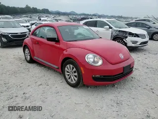 2014 Volkswagen Beetle Entry z VIN 3VWF17AT1EM638445, wystawiony jako Copart lot #62499104 z przebiegiem 85 895 mil mil oraz Szkoda całkowita • Salvage title. Historia ofert i sprzedaży dostępna na DreamBid. Obrazek 10.