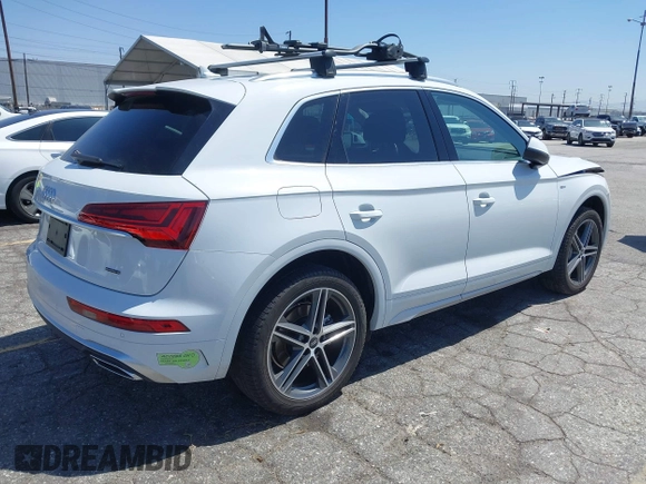 2021 Audi Q5 Premium Plus z VIN WA1E2AFY1M2043365, wystawiony jako IAAI lot #42286970 z przebiegiem 28 438 mil mil oraz . Historia ofert i sprzedaży dostępna na DreamBid. Obrazek 4.