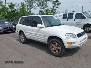 1999 Toyota RAV4 with VIN JT3GP10V8X7054552, listed as a IAAI auction lot 42361645 with 266,630 mi miles and . Bid and sale history available at DreamBid. Image 1.