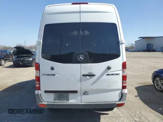 2013 Mercedes-Benz Sprinter Passenger with VIN WDZPE7CC7D5731046, listed as a Copart auction lot 46614215 with Not Provided miles and Clean Title. Bid and sale history available at carsss.com. Image 6.