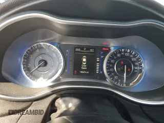 2015 Chrysler 200 Limited with VIN 1C3CCCAB8FN725688, listed as a Copart auction lot 50895415 with 163,474 mi miles and Salvage Title. Bid and sale history available at DreamBid. Image 9.