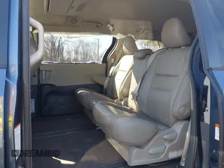 2017 Toyota Sienna XLE Auto Access Seat with VIN 5TDYZ3DCXHS814910, listed as a IAAI auction lot 41700845 with 110,701 mi miles and . Bid and sale history available at DreamBid. Image 8.
