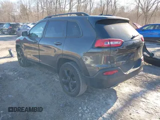 2017 Jeep Cherokee Limited z VIN 1C4PJMDS7HW557169, wystawiony jako IAAI lot #41469564 z przebiegiem 147 264 mil mil oraz . Historia ofert i sprzedaży dostępna na DreamBid. Obrazek 3.
