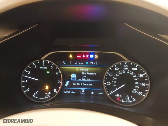 2015 Nissan Murano S with VIN 5N1AZ2MG7FN249982, listed as a IAAI auction lot 41632817 with 112,025 mi miles. Bid and sale history available at carsss.com. Image 7.