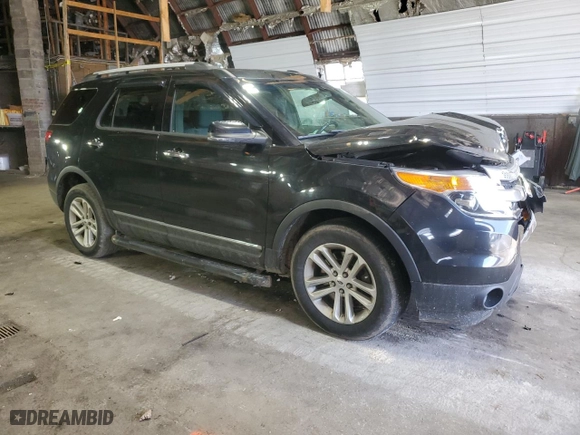 2014 Ford Explorer XLT with VIN 1FM5K8D86EGB16540, listed as a Copart auction lot 51292045 with 136,645 mi miles and Salvage Title. Bid and sale history available at carsss.com. Image 4.