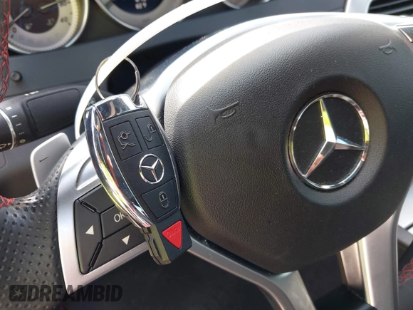 2013 Mercedes-Benz C 250 с VIN WDDGJ4HB9DF963125, выставлен на аукционе IAAI как лот 42725863 с пробегом 71 413 миль миль и . История ставок и продаж доступна на DreamBid. Изображение 11.