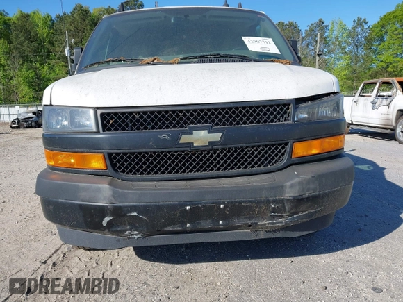 2021 Chevrolet Express Cargo with VIN 1GCWGAFP0M1262410, listed as a IAAI auction lot 42007712 with 61,620 mi miles and . Bid and sale history available at DreamBid. Image 6.